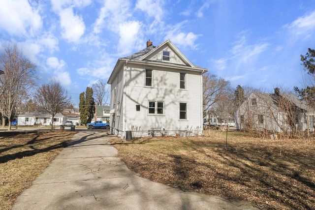 817 W Jefferson Street, Stoughton, WI 53589