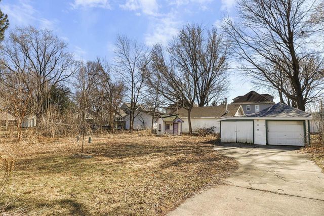 817 W Jefferson Street, Stoughton, WI 53589