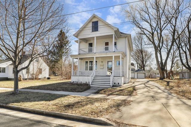 817 W Jefferson Street, Stoughton, WI 53589