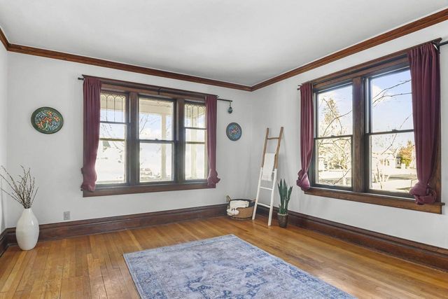 817 W Jefferson Street, Stoughton, WI 53589