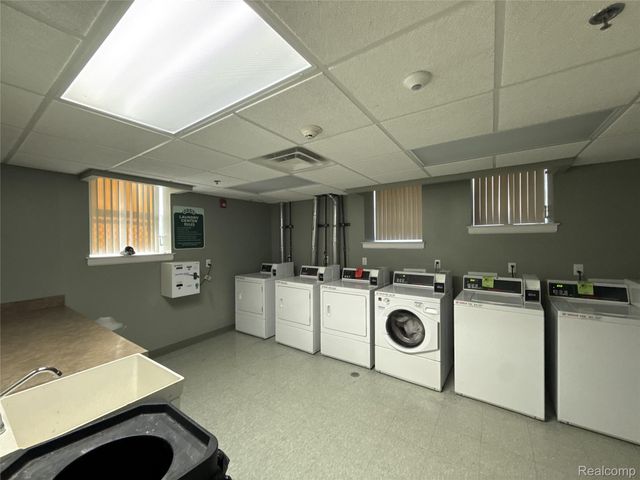 680 Delaware Street 206, Detroit, MI 48202