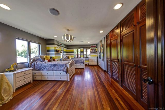 2540 Chatsworth, San Diego, CA 92106