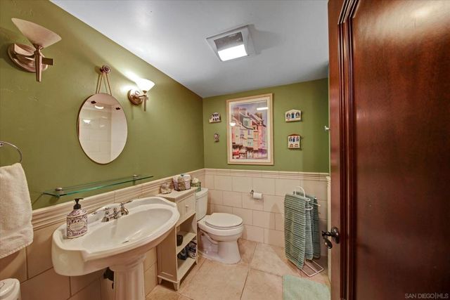 2540 Chatsworth, San Diego, CA 92106