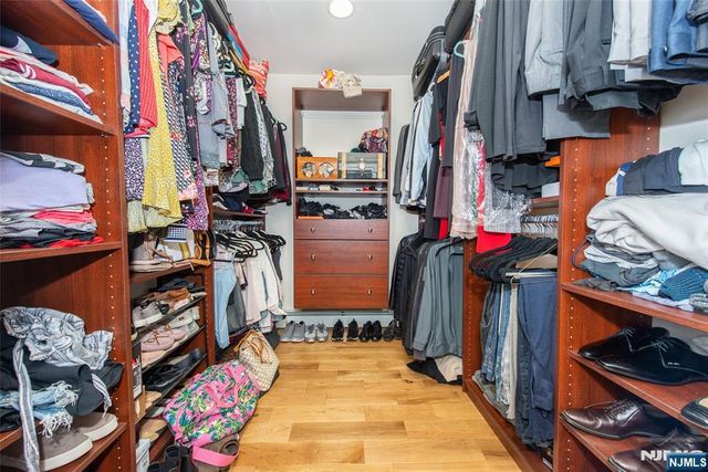 36 Ella Street, Bloomingdale, NJ 07403