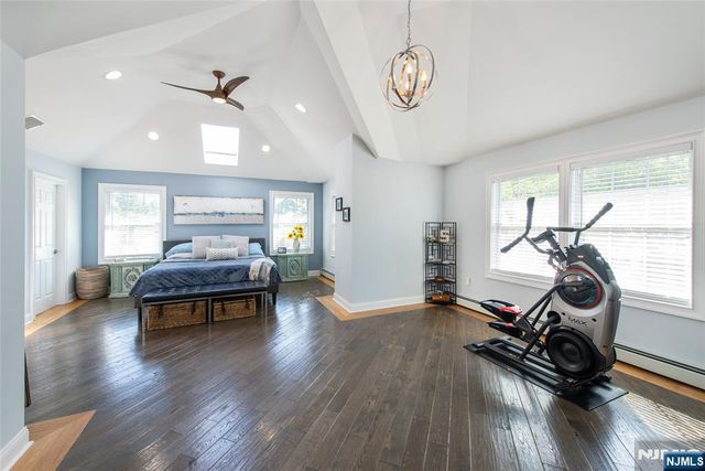 36 Ella Street, Bloomingdale, NJ 07403
