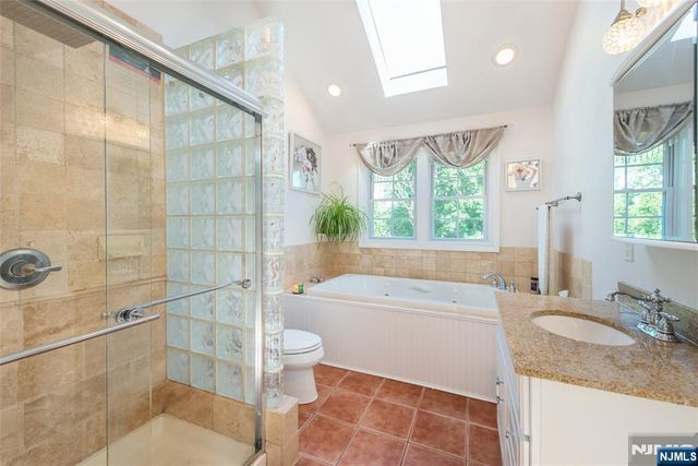 36 Ella Street, Bloomingdale, NJ 07403