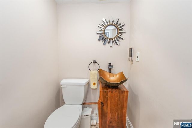36 Ella Street, Bloomingdale, NJ 07403