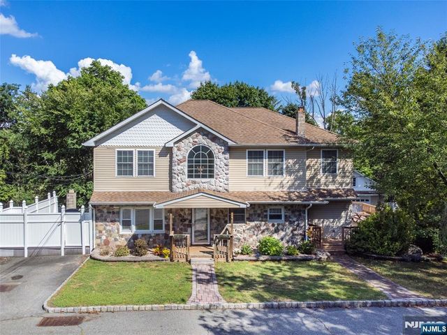 36 Ella Street, Bloomingdale, NJ 07403
