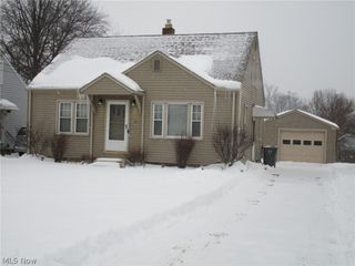 1562 Medford Avenue, Youngstown, OH 44514