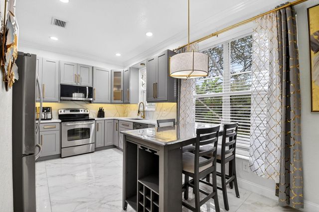 5029 Starblaze Drive, Greenacres, FL 33463