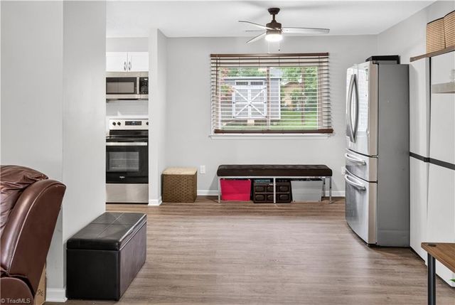 977 Shalimar Drive, Winston-salem, NC 27107