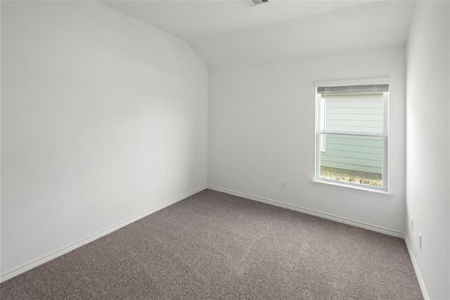 506 Oak Chase Avenue, Dayton, TX 77535