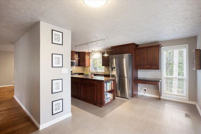 2417 E 35th Ave, Spokane, WA 99223