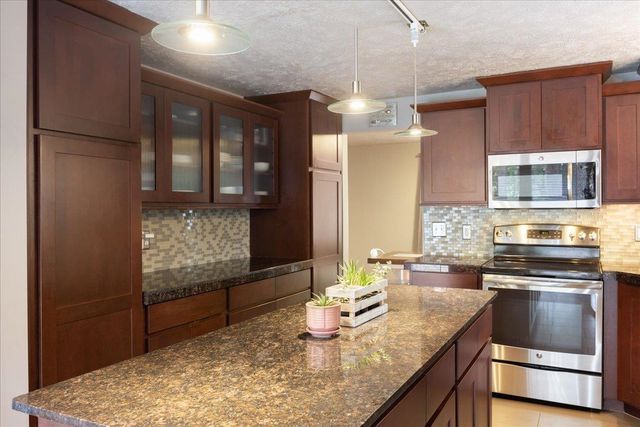 2417 E 35th Ave, Spokane, WA 99223