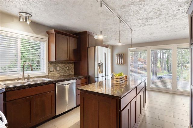 2417 E 35th Ave, Spokane, WA 99223