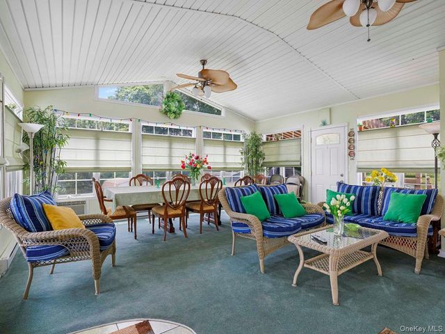 105 S Chapel Hill Road, Highland, NY 12528