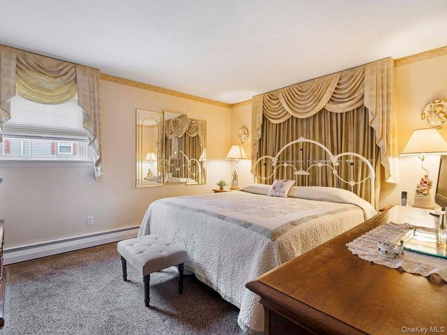 105 S Chapel Hill Road, Highland, NY 12528