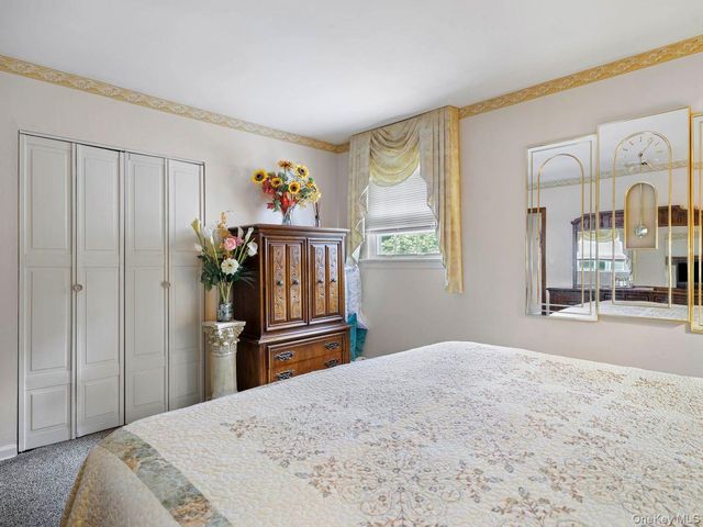 105 S Chapel Hill Road, Highland, NY 12528