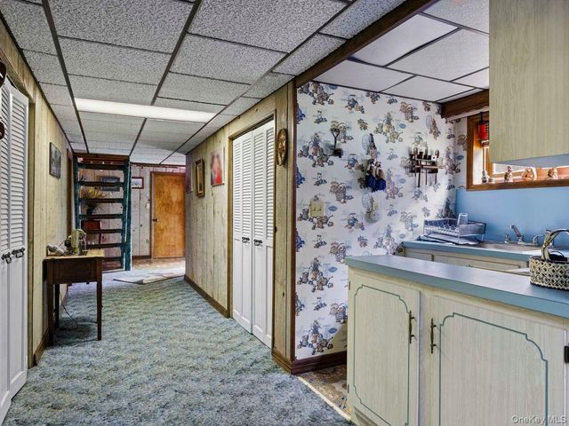 105 S Chapel Hill Road, Highland, NY 12528