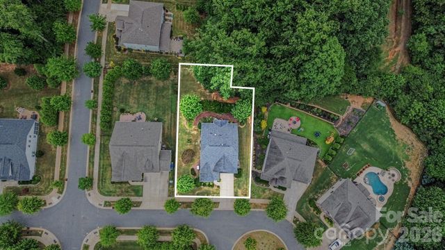8911 Bur Lane, Huntersville, NC 28078