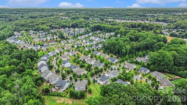 8911 Bur Lane, Huntersville, NC 28078