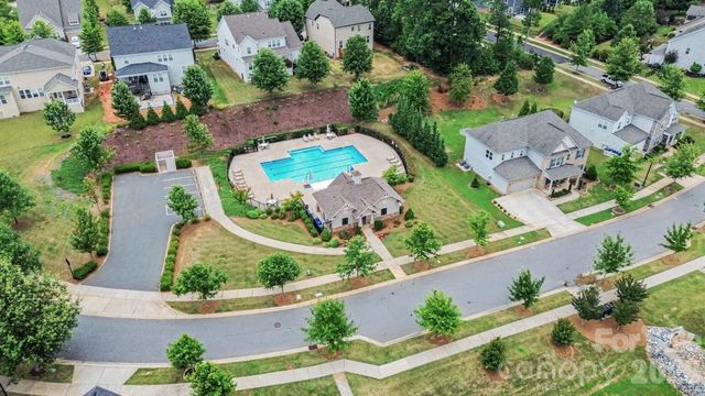 8911 Bur Lane, Huntersville, NC 28078