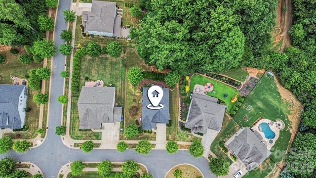 8911 Bur Lane, Huntersville, NC 28078