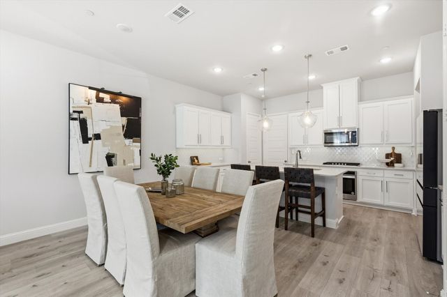 12952 Wymeth Drive, Farmers Branch, TX 75234
