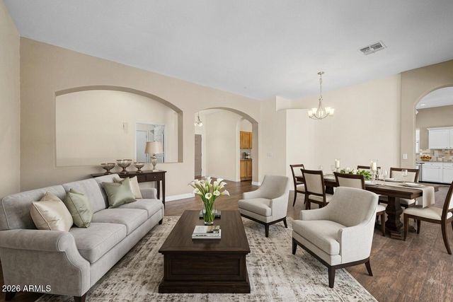 245 E SMOKE TREE Road, Gilbert, AZ 85296