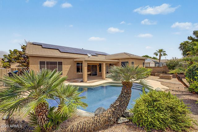245 E SMOKE TREE Road, Gilbert, AZ 85296