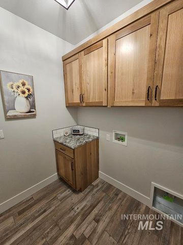 1309 18th Ave N, Jerome, ID 83338