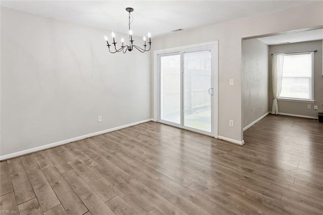 5900 Blackpoole LN, Virginia Beach, VA 23462