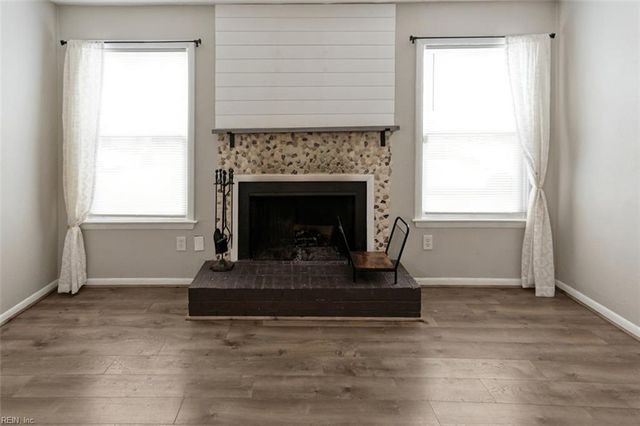 5900 Blackpoole LN, Virginia Beach, VA 23462