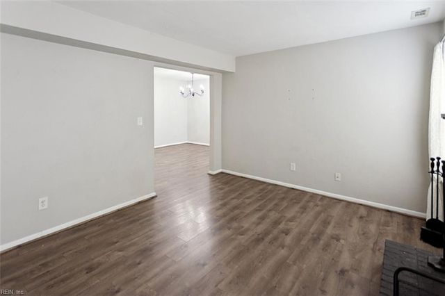 5900 Blackpoole LN, Virginia Beach, VA 23462