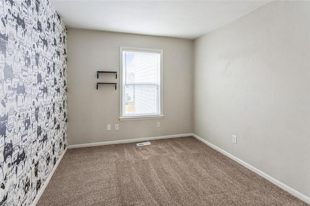 5900 Blackpoole LN, Virginia Beach, VA 23462