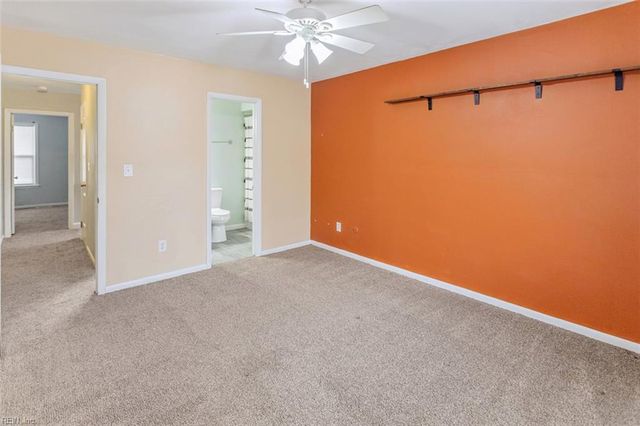 5900 Blackpoole LN, Virginia Beach, VA 23462