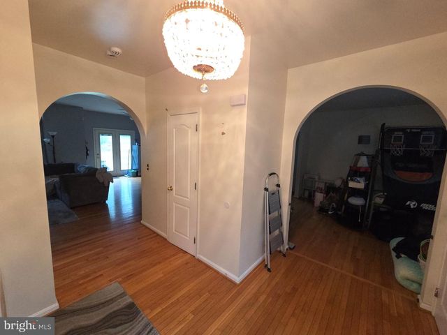 2304 LEYTON CT, Waldorf, MD 20603