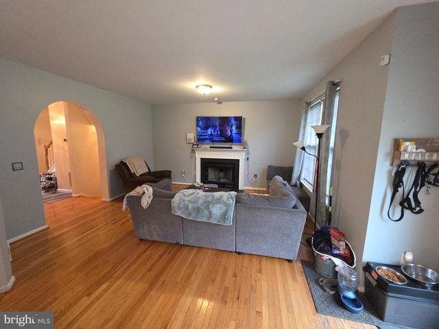 2304 LEYTON CT, Waldorf, MD 20603
