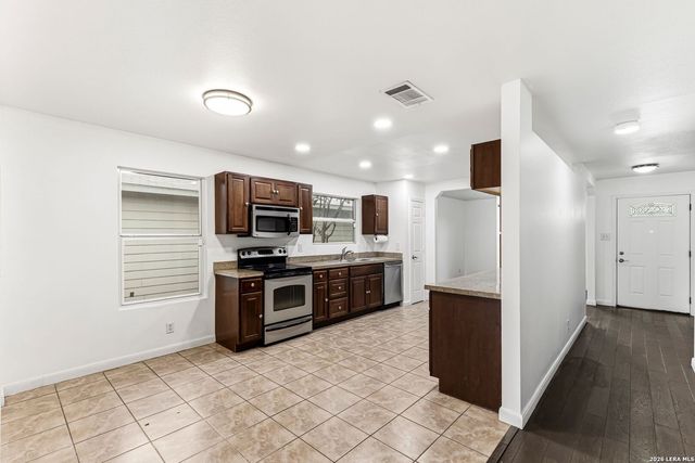 7230 Carriage Fern, San Antonio, TX 78249
