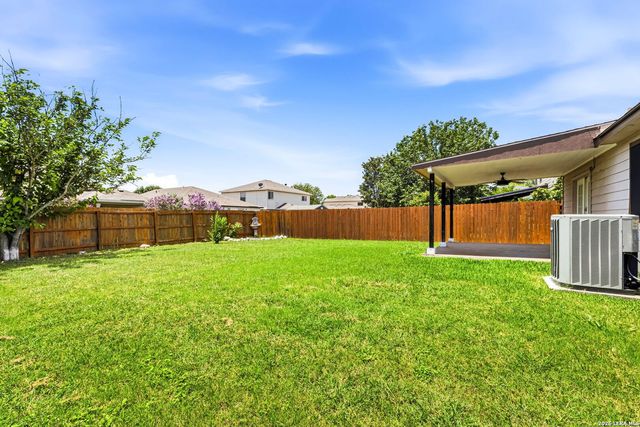 7230 Carriage Fern, San Antonio, TX 78249