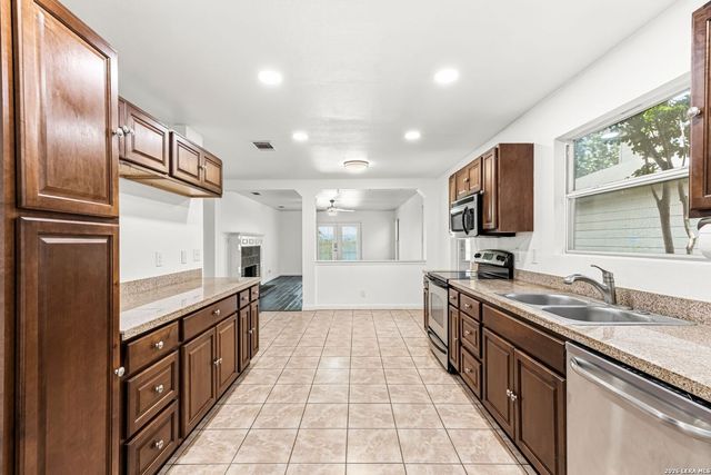 7230 Carriage Fern, San Antonio, TX 78249