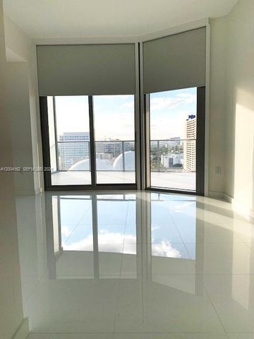 851 NE 1st Ave 2110, Miami, FL 33132