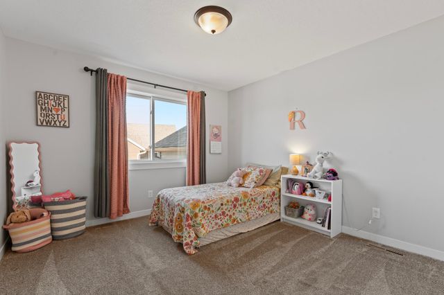 2260 Starburst Drive SW, Rochester, MN 55902