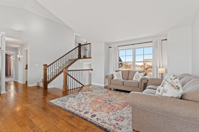 2260 Starburst Drive SW, Rochester, MN 55902