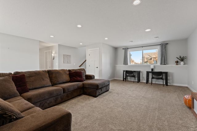 2260 Starburst Drive SW, Rochester, MN 55902