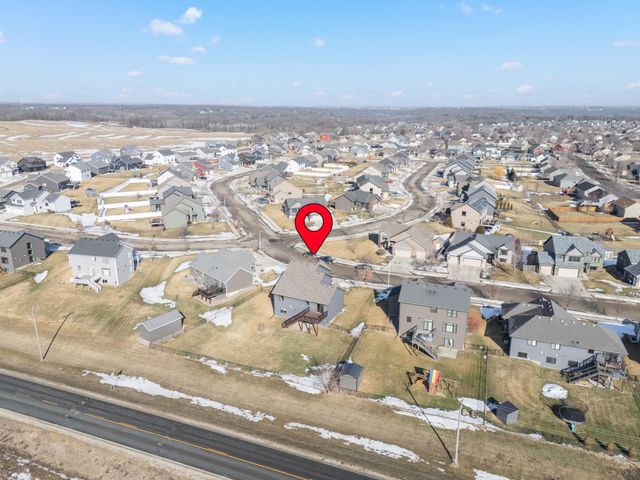 2260 Starburst Drive SW, Rochester, MN 55902