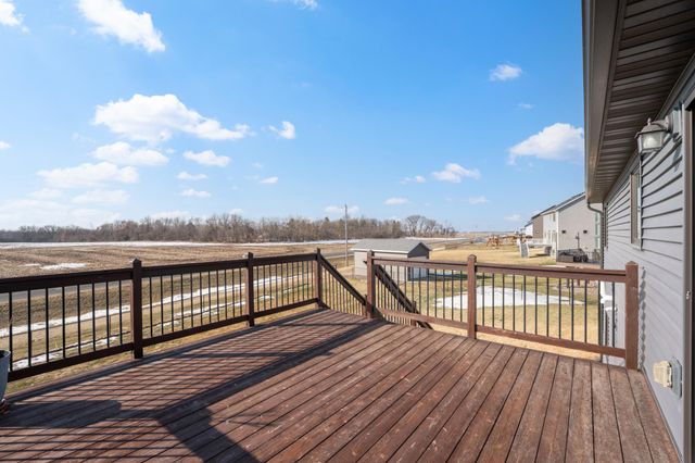 2260 Starburst Drive SW, Rochester, MN 55902