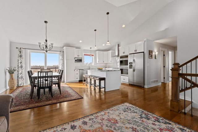 2260 Starburst Drive SW, Rochester, MN 55902