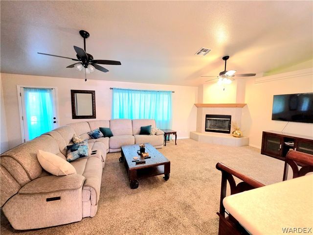 2092 Roy Rogers Way, Kingman, AZ 86409