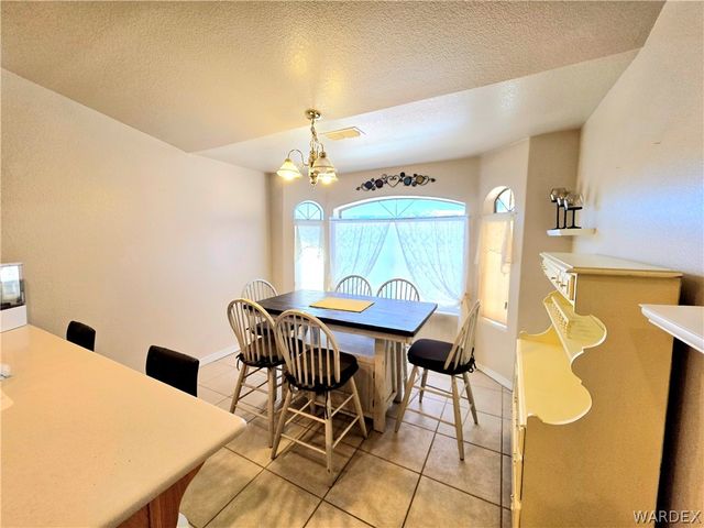 2092 Roy Rogers Way, Kingman, AZ 86409